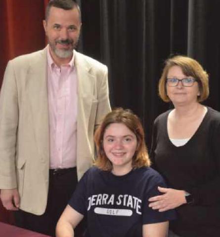On Signing Day, Sydney was joined by her father Steve and mother Lisa.