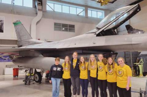 SOS Club visits 180th Fighter Wing