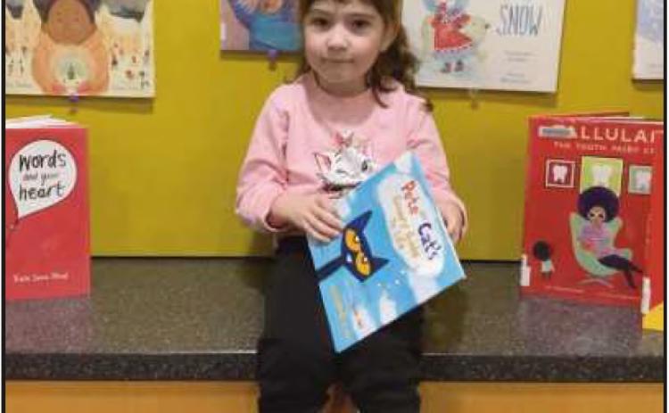 Rossford Library adds a new member to 1,000 Books Before Kindergarten club