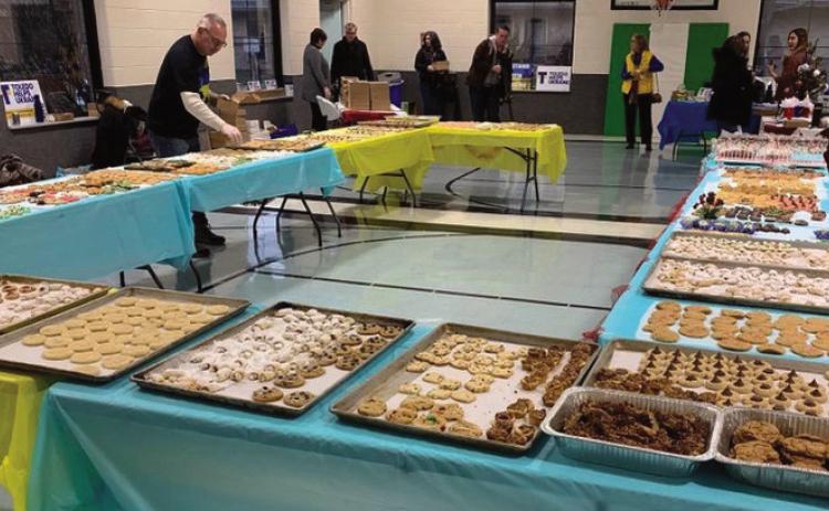 Toledo Helps Ukraine hosts third cookie walk fund-raiser