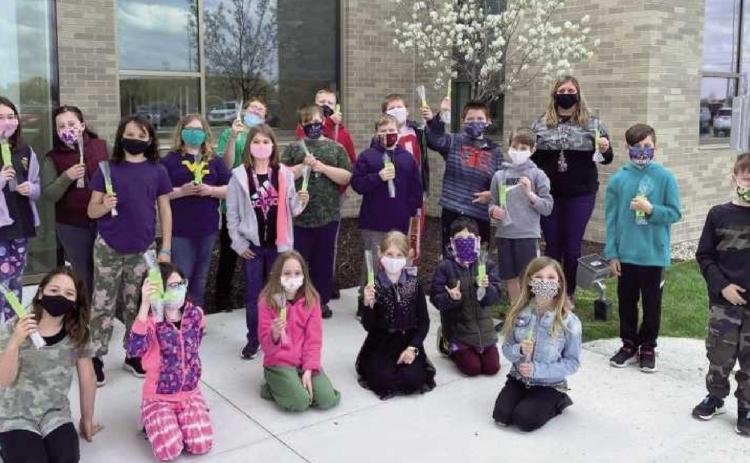 Fourth-graders learn about trees, national parks