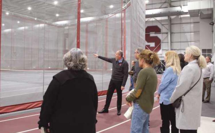 Business association supports local families and tours the ‘R’ at holiday party