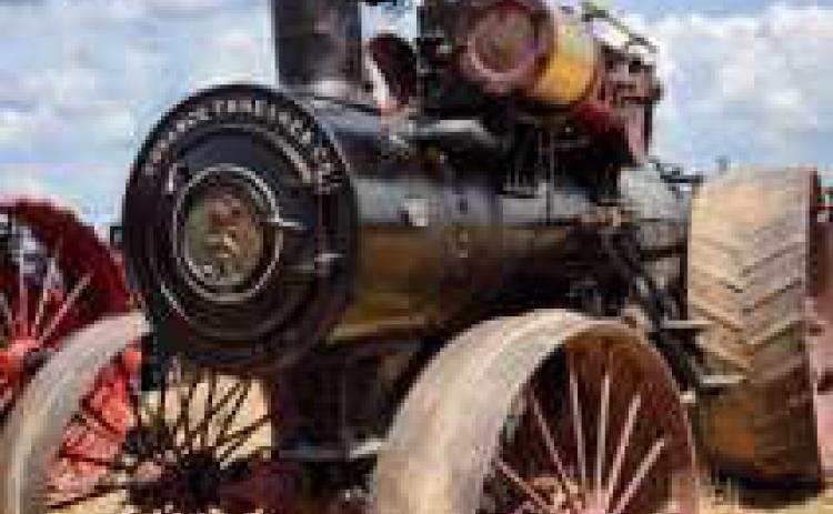 Five Point Steam Threshers celebrate 61 years