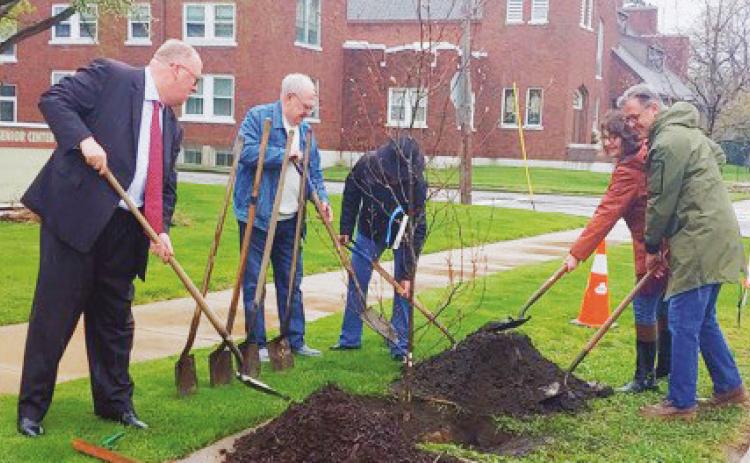City of Rossford celebrates Arbor Day 2023