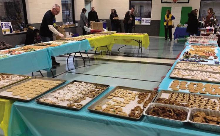 Toledo Helps Ukraine hosts third cookie walk fund-raiser