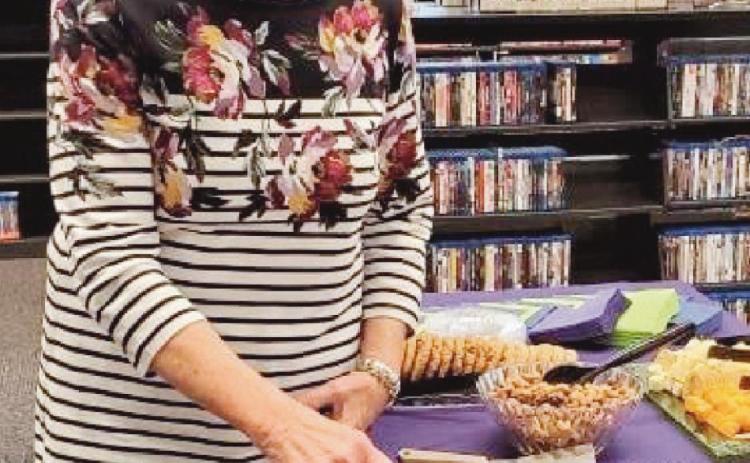 Library director celebrates retirement at open house