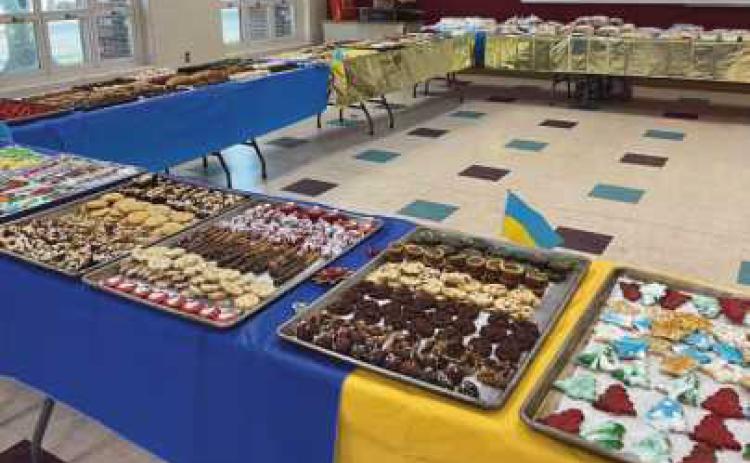 Toledo Helps Ukraine hosts fourth Cookie Walk Fundraiser